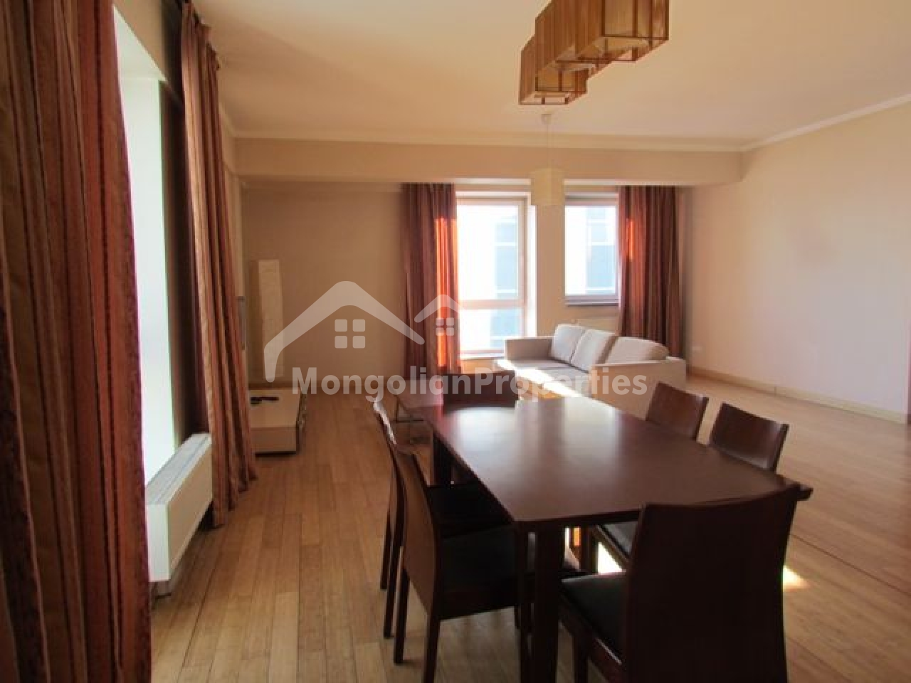 Investment Opportunity! Hearth of the city, Beautiful 3 bedroom apartment for sale in Park View Residence